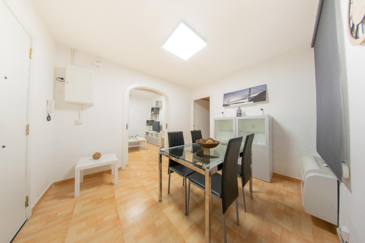Ahllenrock 6 Pax Near Fira & Bcn Airport - Qr Apartment