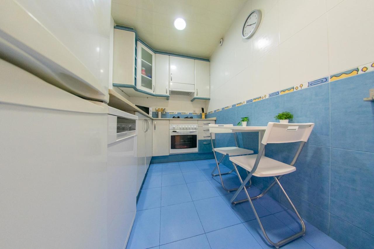 Ahllenrock 6 Pax Near Fira & Bcn Airport - Qr Apartment *